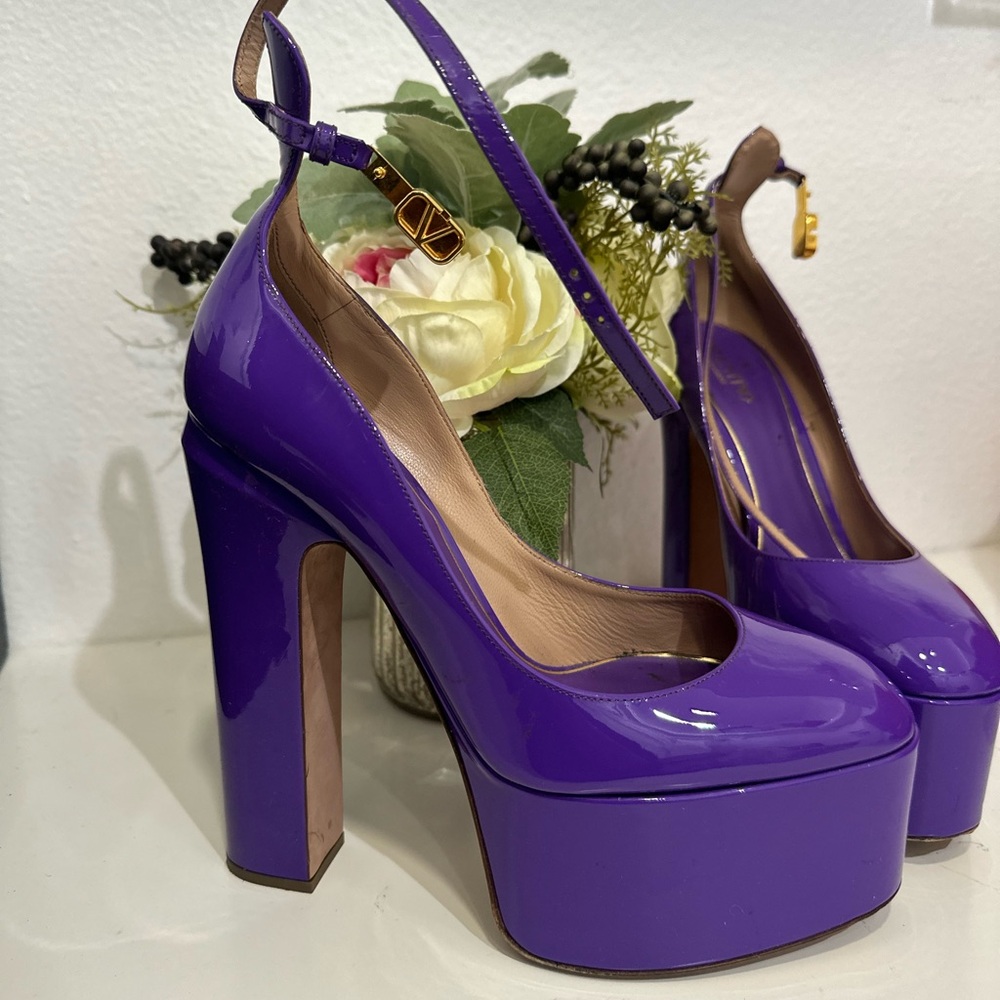 Valentino Garavani heels